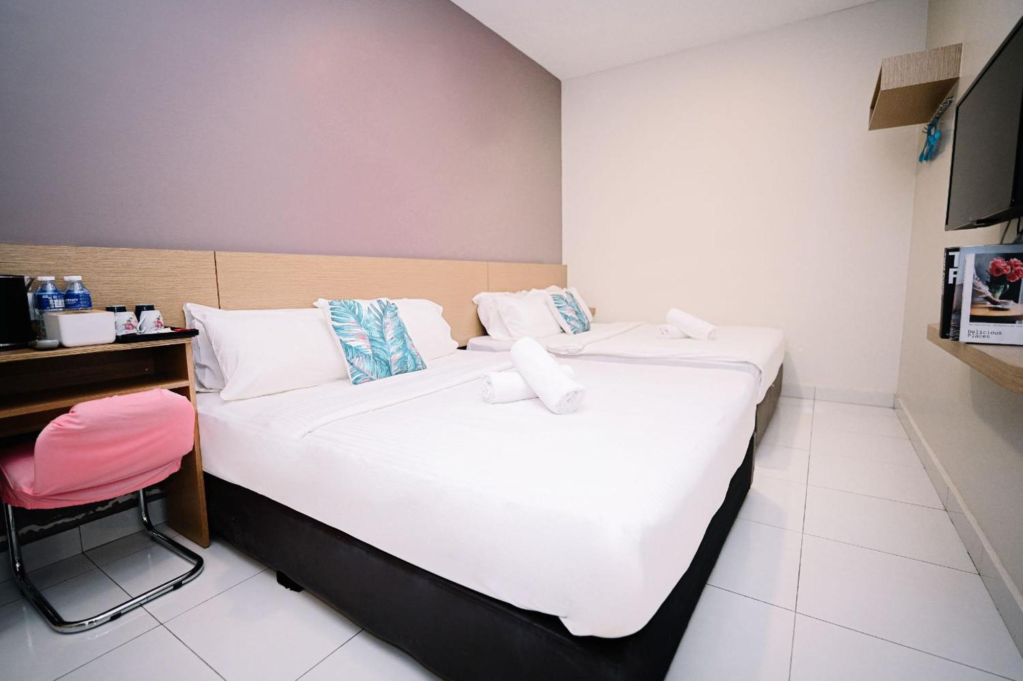 Swing & Pillows - Pj21 Petaling Jaya Extérieur photo